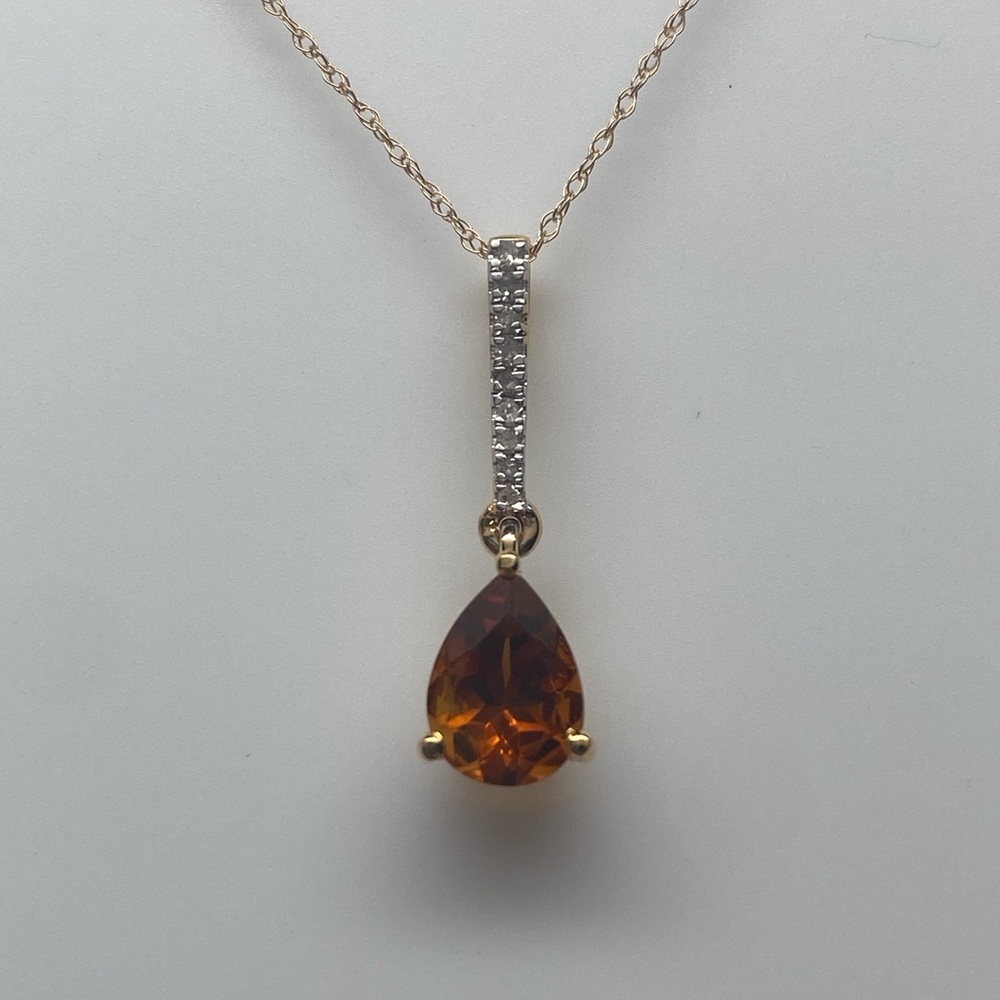 10K Yellow Gold Pear Shape Natural Citrine and Diamond Pendant with Chain NEW